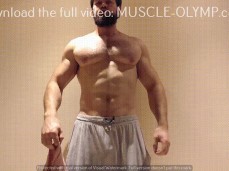 Musclegod Flexing 0123 5 hot pecs &  abs gif