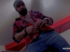 Maskurbate Lumberjack;  abs; pov 0135 5 gif