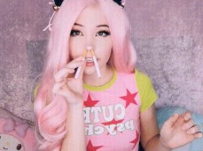 belle delphine dp gif