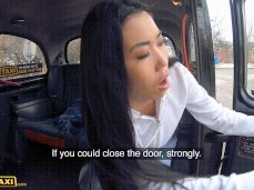 Close da door gif