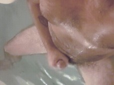 Beefy, hairy, bearded, uncut Italian Amercian cums in bathtub 01348-1 gif