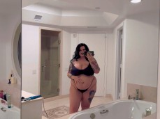 ssbbw1 gif