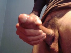 MrPrecum1 stroke his big thick uncut cock, oozing precum 0109-1 6 gif