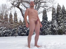 On a snowy day, beefy Darb0580 wields his big, thick cock outdoors 0022-1 1 gif